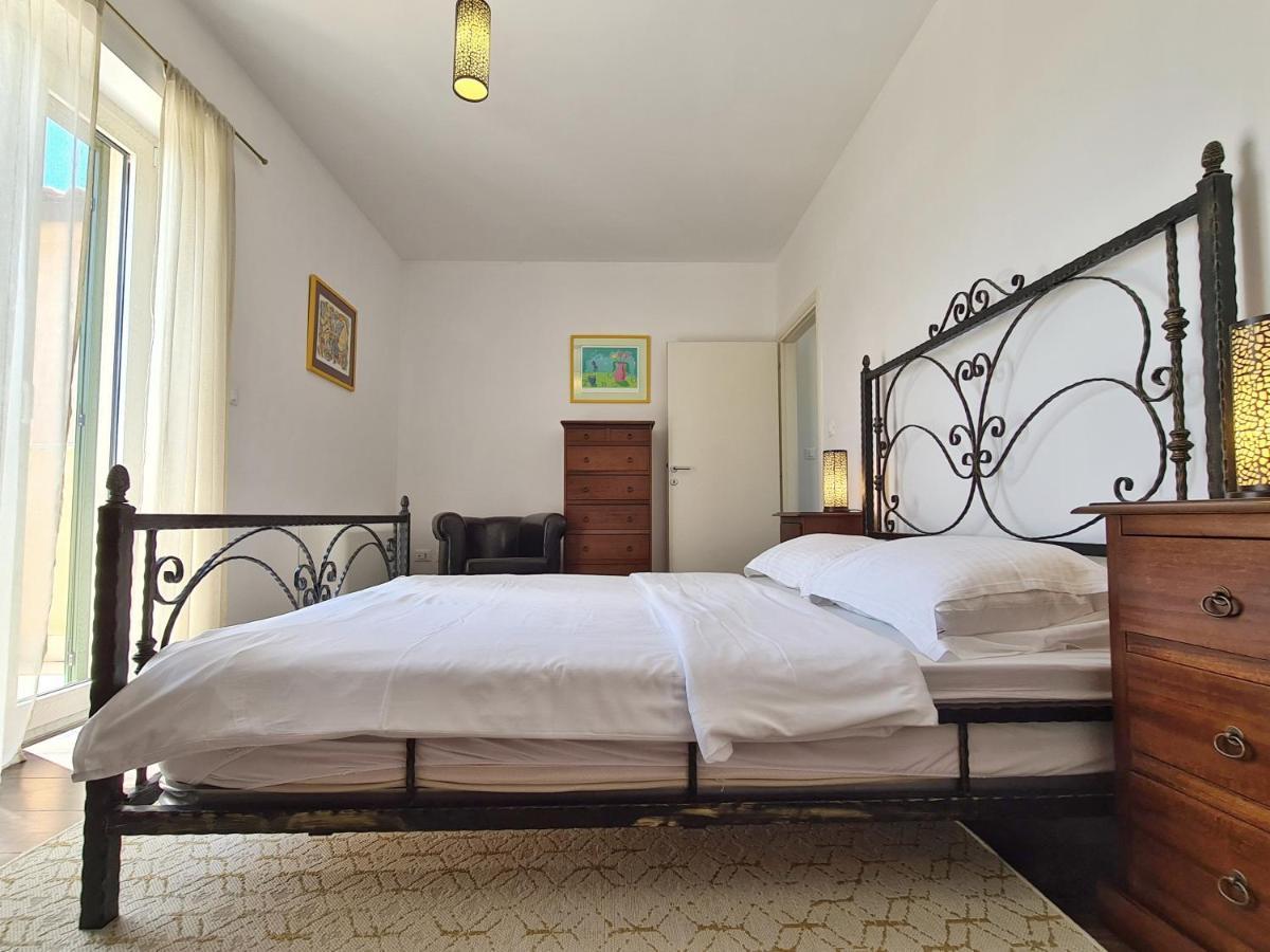 Spacious Villa With Pool, Indoor Jacuzzi And Sauna Near Porec Villa Visnjan