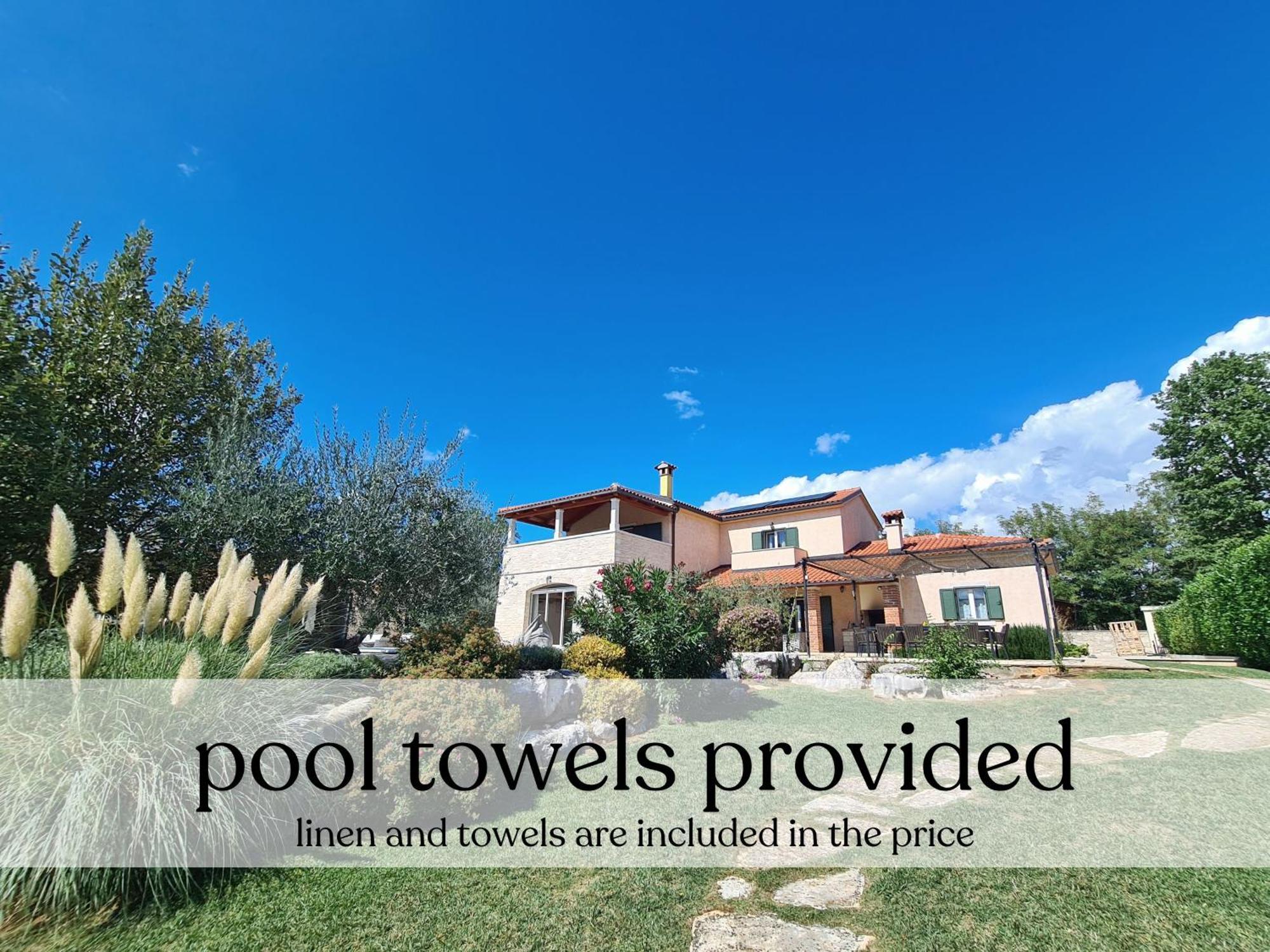 Villa Spacious Villa With Pool, Indoor Jacuzzi And Sauna Near Porec *