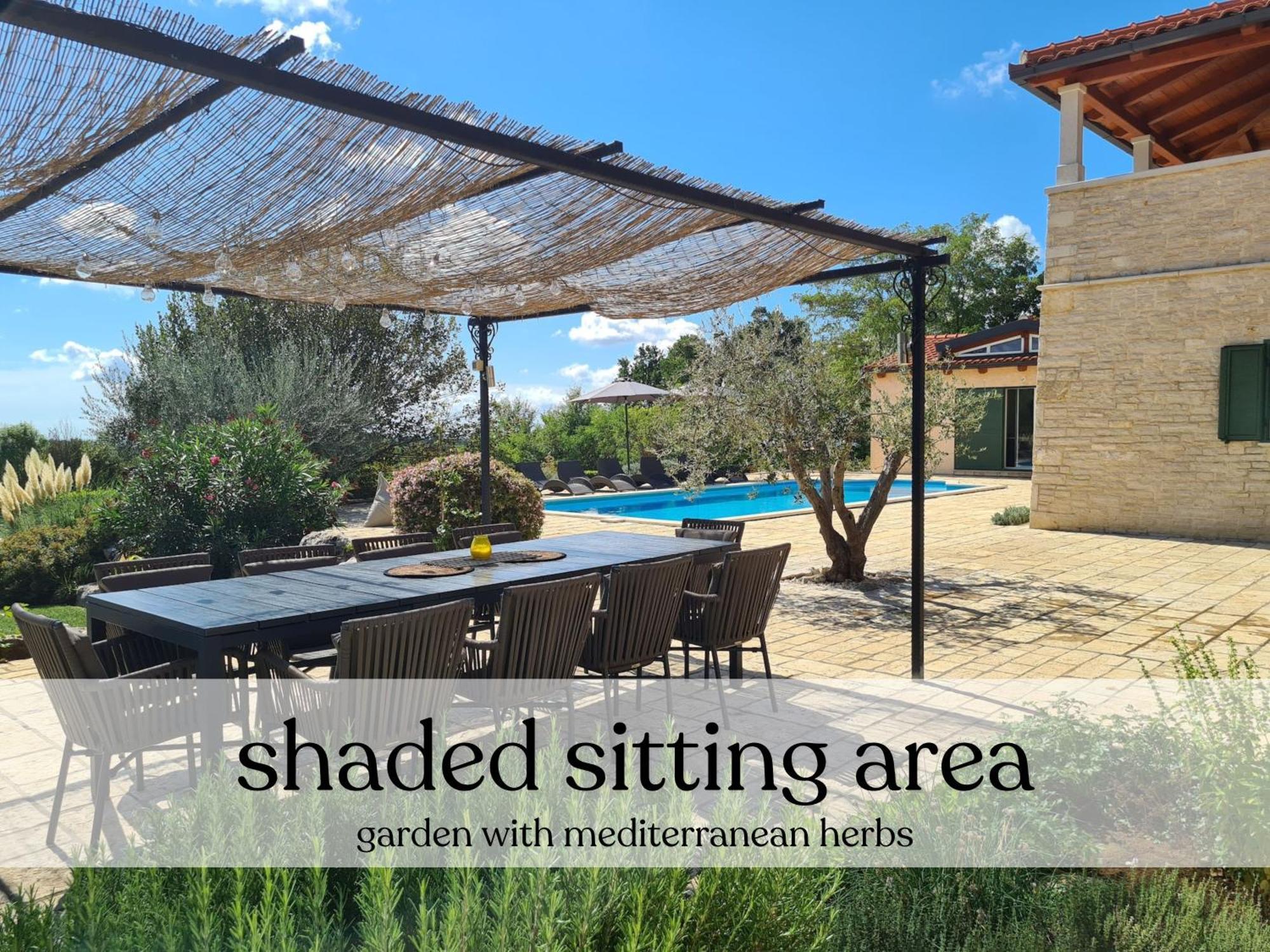 Spacious Villa With Pool, Indoor Jacuzzi And Sauna Near Porec Visnjan