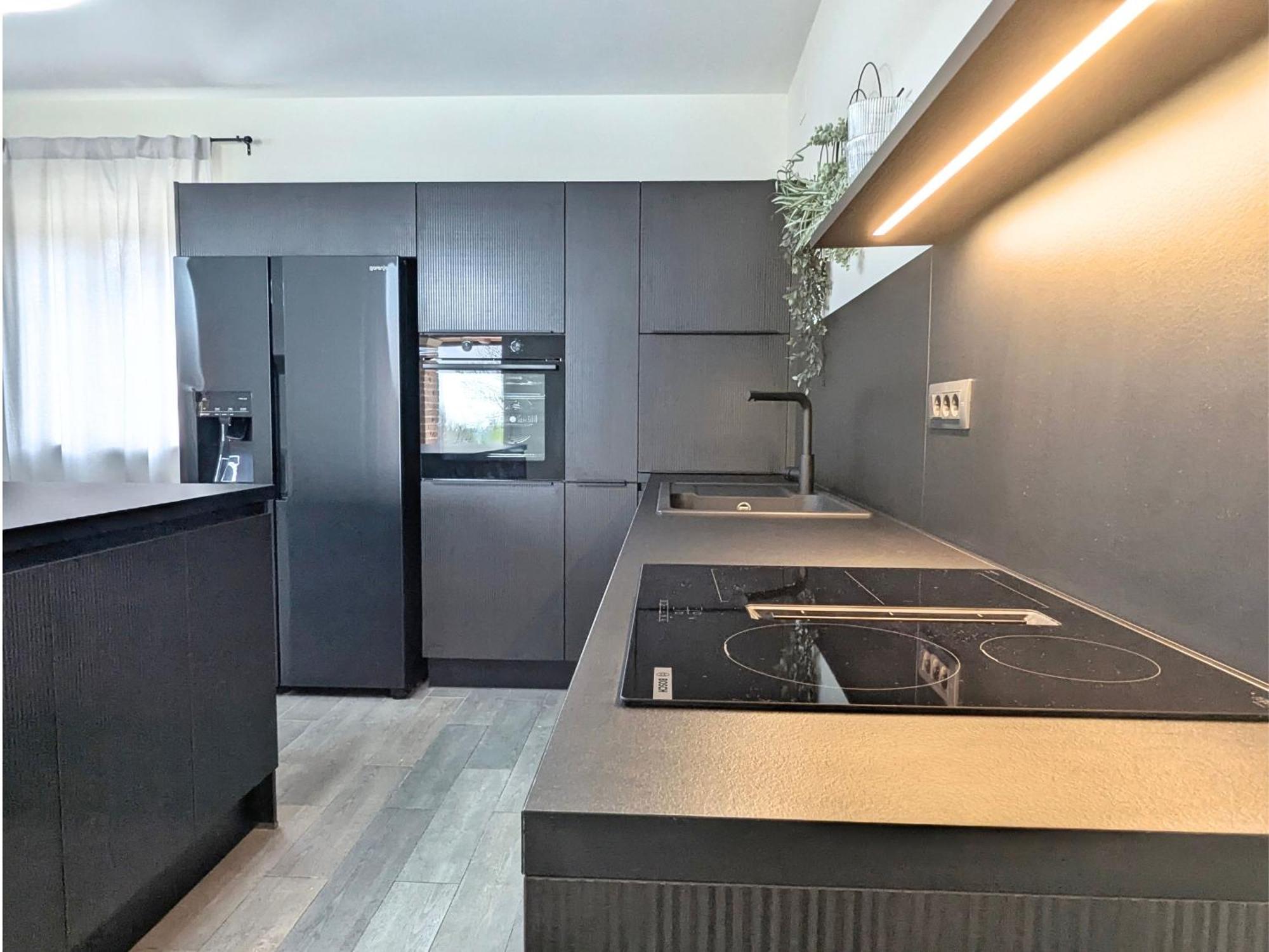 Villa Spacious Villa With Pool, Indoor Jacuzzi And Sauna Near Porec